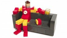 Диванные супергерои из LEGO